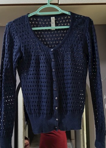 LC Waikiki Lacivert V Yaka Acik Orgu Hirka