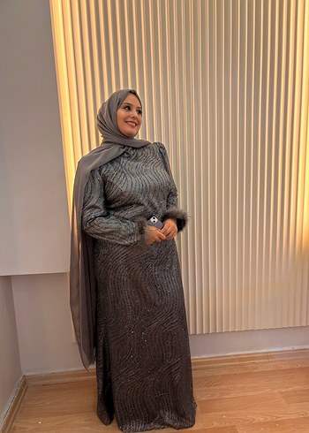 Abiye Gri Yılan Desenli Uzun Kollu Kadın Abiye Elbise
