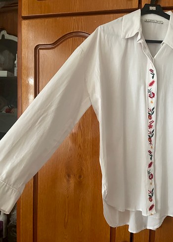 Nakışlı Beyaz Bohem Kadın Gömlek - Görsel 3