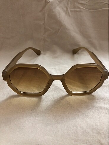 Bej güneş gözlüğü - Görsel 4