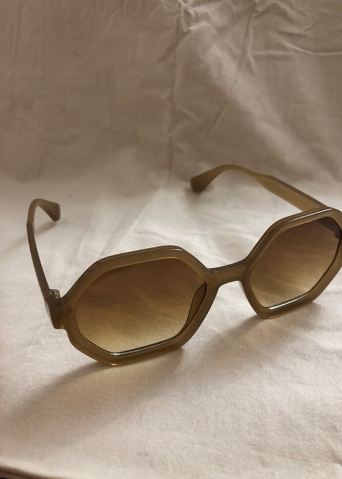 Bej güneş gözlüğü - Görsel 5