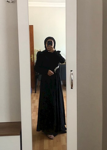 Uzun Siyah Gotik Kadın Elbise