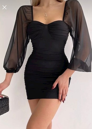 Siyah Mini Drapeli Elbise