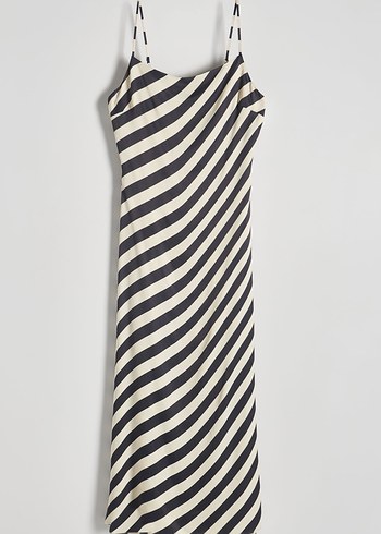 Bej Çizgili Midi Askılı Elbise - Görsel 3