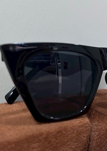 Siyah Kadın Güneş Gözlüğü - Görsel 2