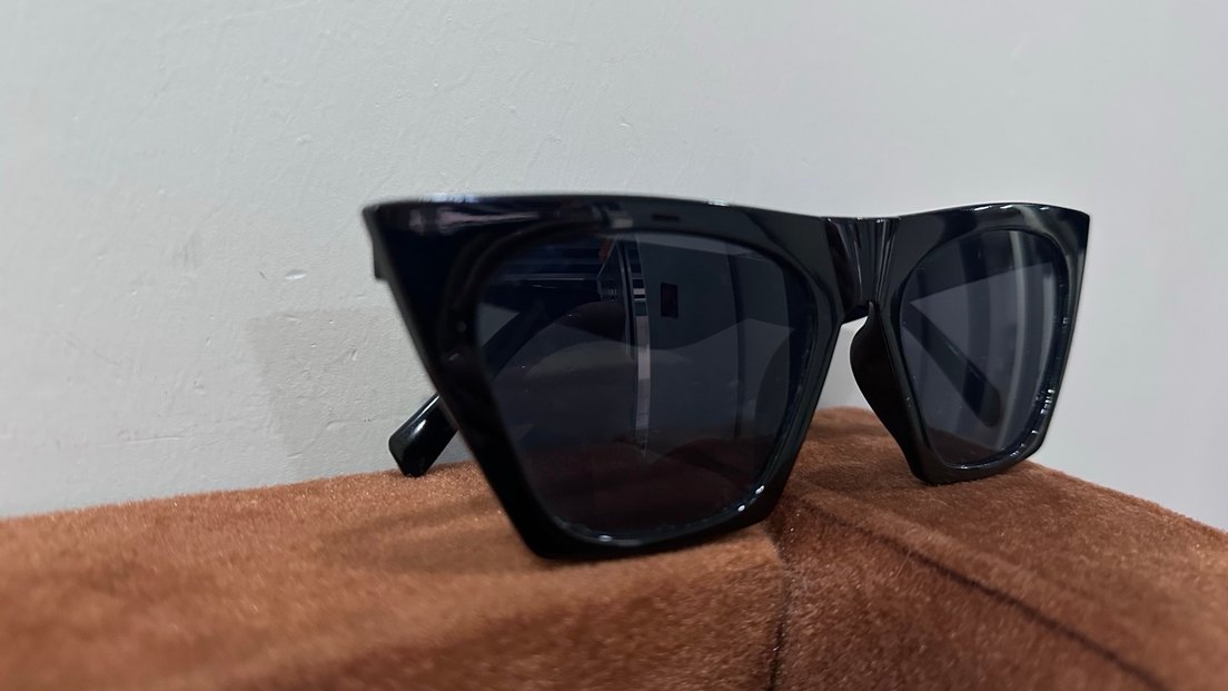 Siyah Kadın Güneş Gözlüğü - Görsel 2