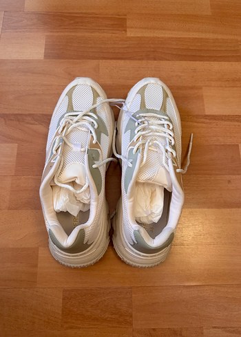 Bershka Çok parçalı erkek spor ayakkabı 46 - Görsel 2