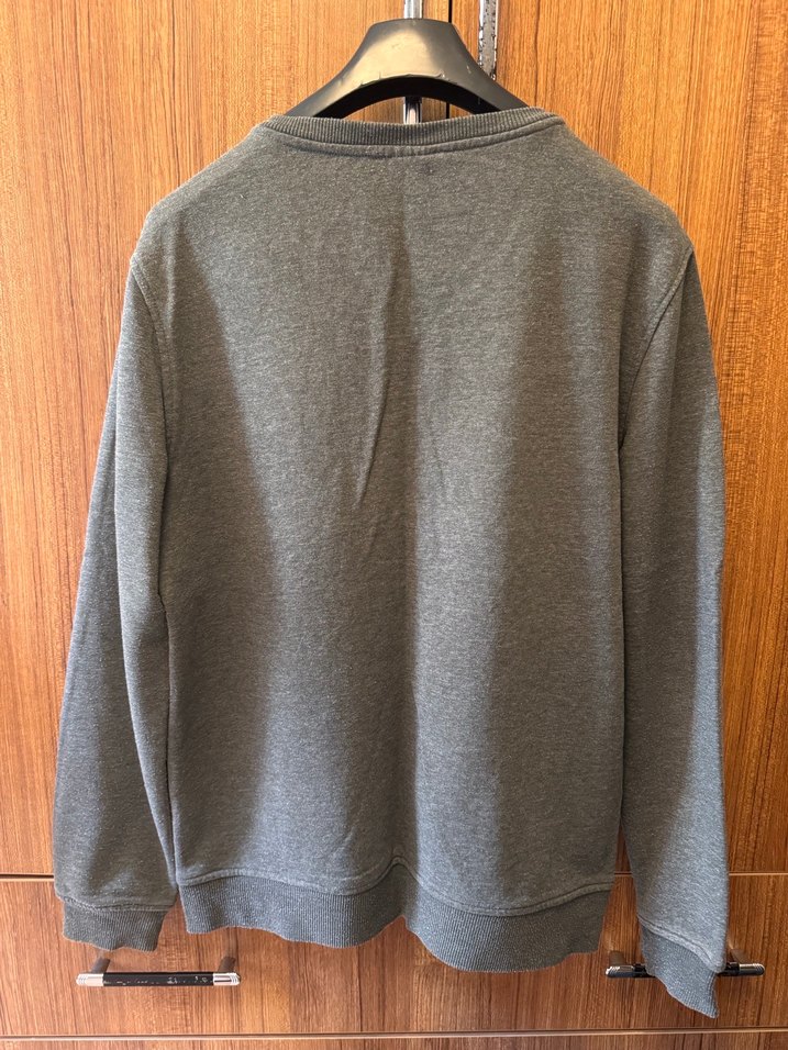 Gri Erkek V Yaka Uzun Kollu Triko Kazak - Görsel 3