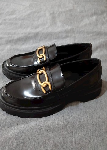 Zincir Detaylı Altın Renk Platform Kadın Loafer - Görsel 11