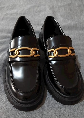 Zincir Detaylı Altın Renk Platform Kadın Loafer - Görsel 4