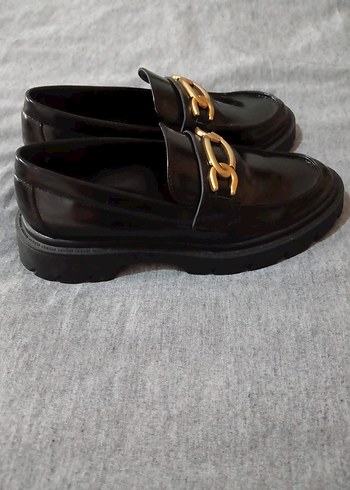 Zincir Detaylı Altın Renk Platform Kadın Loafer - Görsel 6