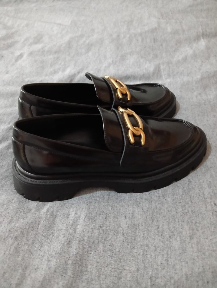 Zincir Detaylı Altın Renk Platform Kadın Loafer - Görsel 3