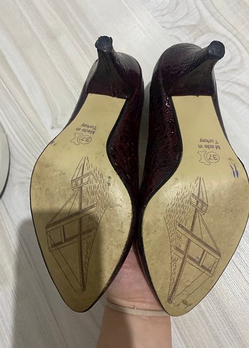 37 Beden bordo Renk Bordo Yılan Desenli Bağcıklı Stiletto