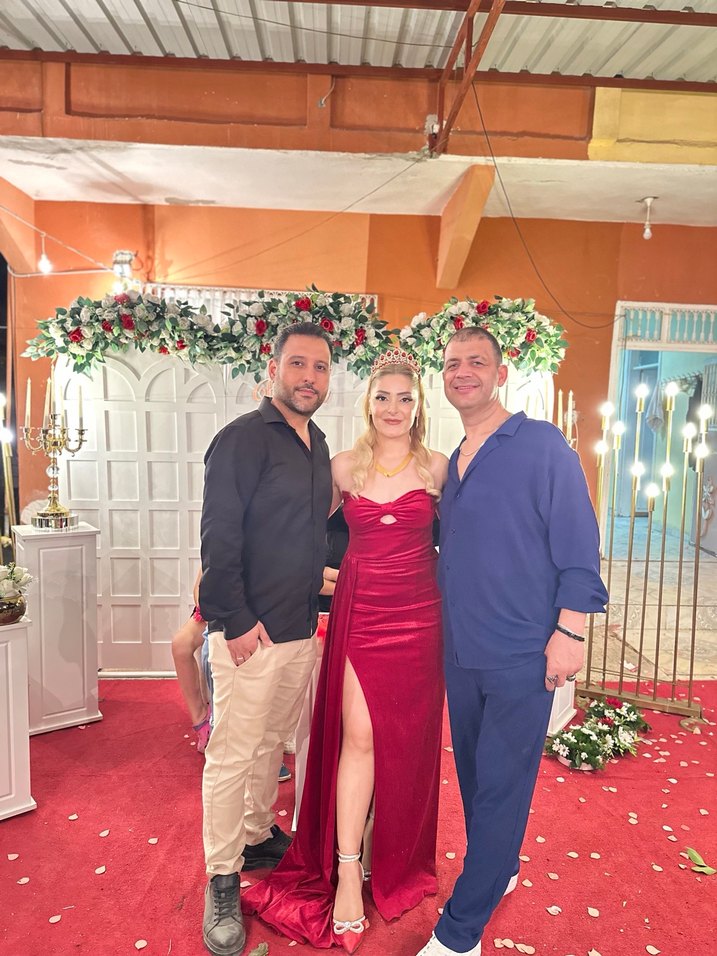 Bordo Drapeli Straplez Uzun Abiye Elbise - Görsel 2