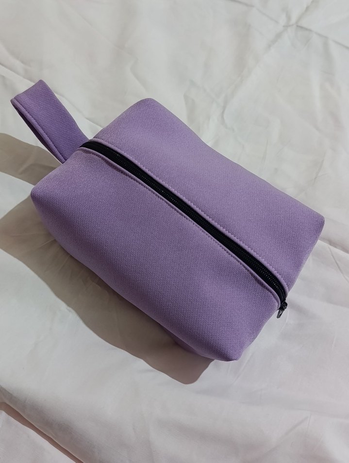 Fermuarlı Mor Kadın Makyaj Çantası - Görsel 2