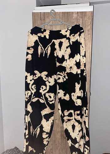 Trendyol & Milla Uzun Siyah Batik Desenli Kadın alt-üst takım