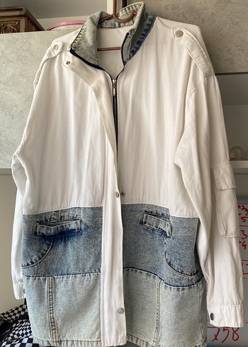 Gri Beyaz Denim Midi Ceket