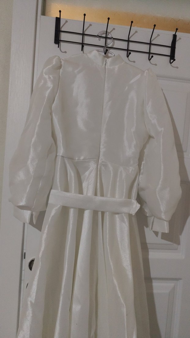 Uzun Kollu Beyaz Drapeli Kadın Elbise - Görsel 3