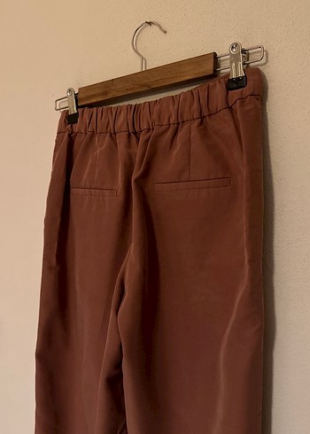 Mango Gül Kurusu Midi Modal Kadın Kumaş Pantolon - Görsel 4