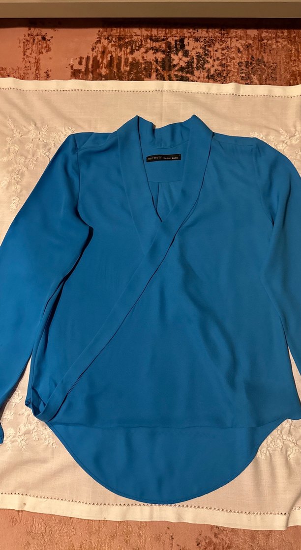 Mavi V Yaka Kurvaze Uzun Kollu Şifon Kadın Bluz - Görsel 2