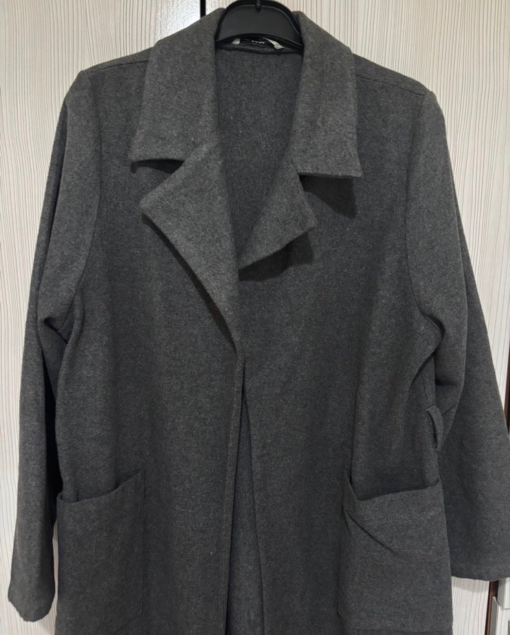 Gri Uzun Kadın Kaban - Görsel 3