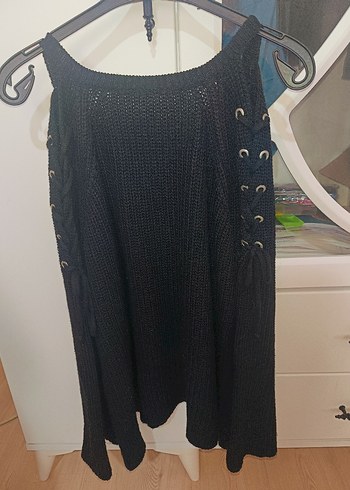l Beden Siyah Boğazlı Oversize Triko Kazak