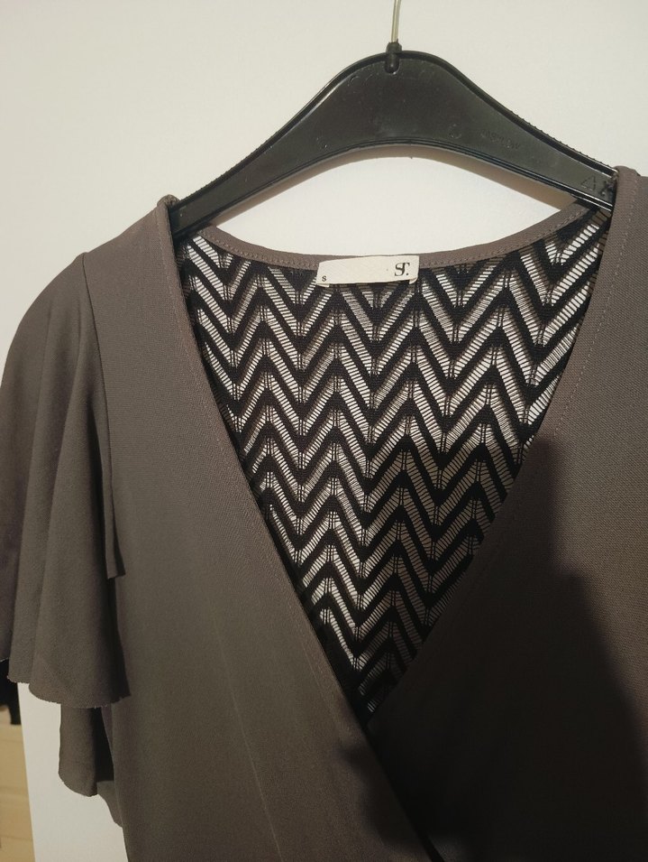 V Yakalı Gri Drapeli Hamile Tuniği - Görsel 4