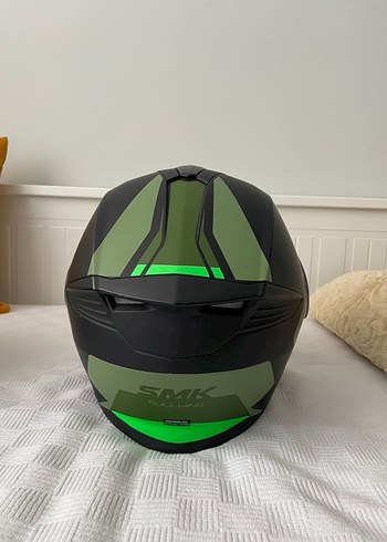 Yeşil SMK Kask, Tokalı, Minimalist Biker Tarzı - Görsel 3