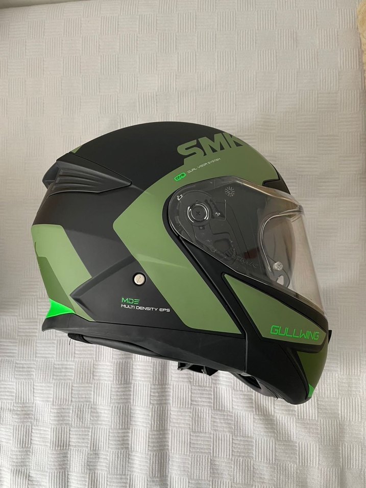 Yeşil SMK Kask, Tokalı, Minimalist Biker Tarzı - Görsel 2