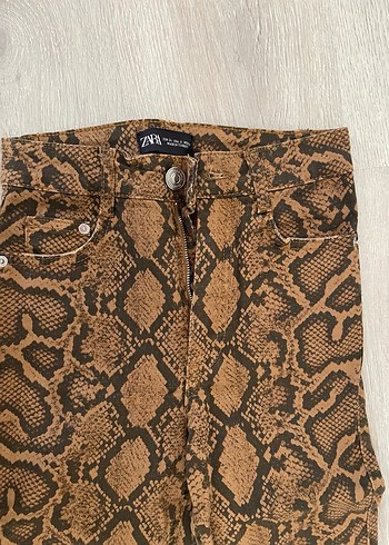 Zara Zara Yılan Desenli Kadın Kumaş Pantolon