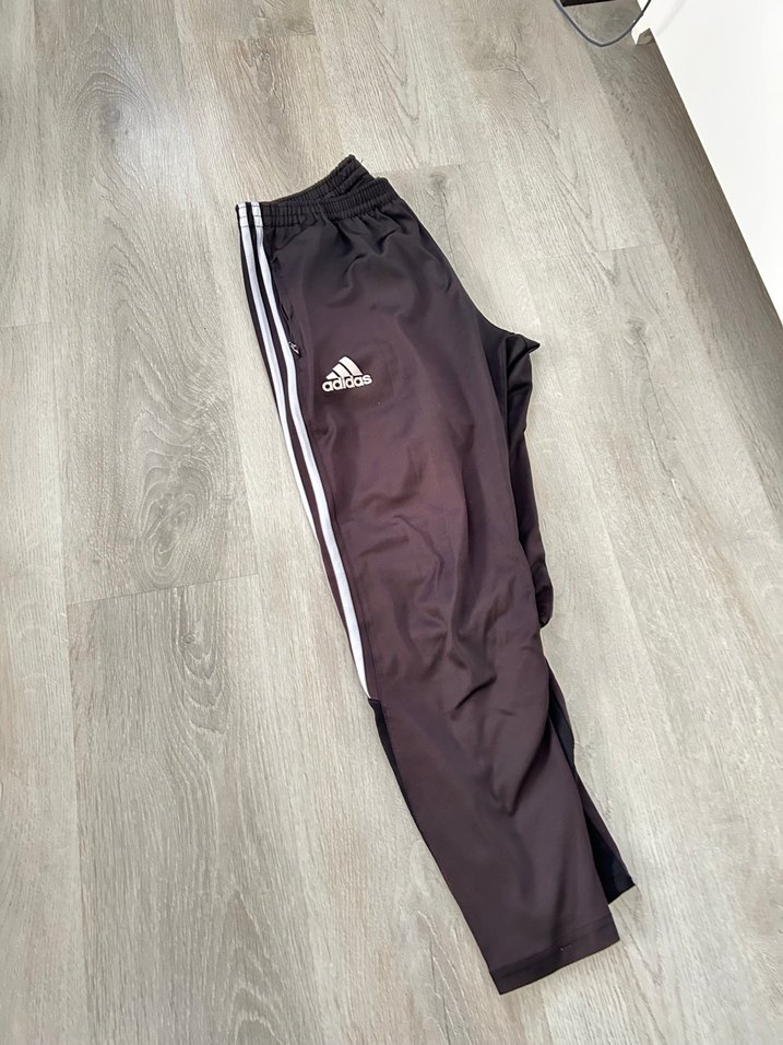 Adidas Erkek Siyah Rahat Kesim Eşofman Altı - Görsel 2