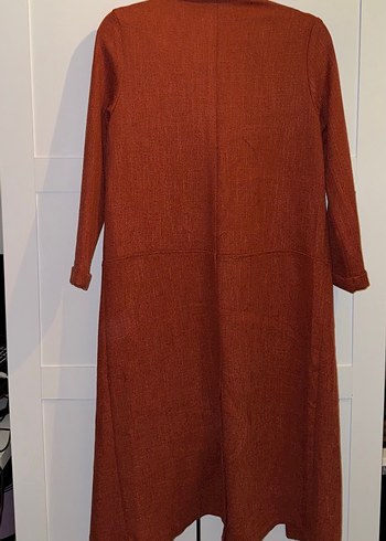 Uzun Turuncu Düğmeli Kadın Kaban - Görsel 6