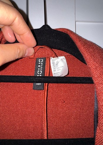 Uzun Turuncu Düğmeli Kadın Kaban - Görsel 2