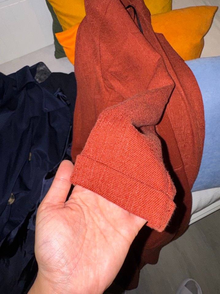 Uzun Turuncu Düğmeli Kadın Kaban - Görsel 5