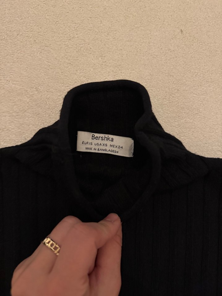 Siyah Balıkçı Yaka Uzun Kollu Kadın Kazak - Görsel 2