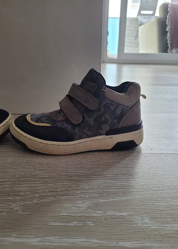 Nubebe Erkek Çocuk Hakiki Deri Kamuflajlı Bot Haki