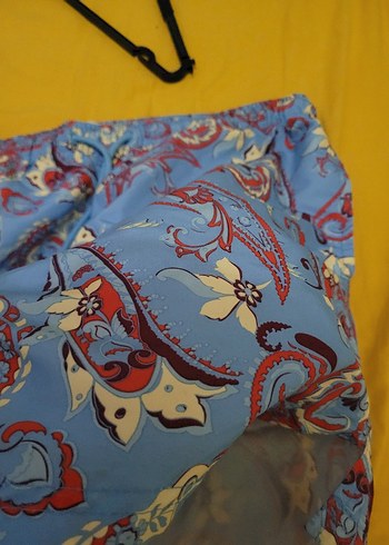 Renkli fileli Bohem deniz şortu - Görsel 4