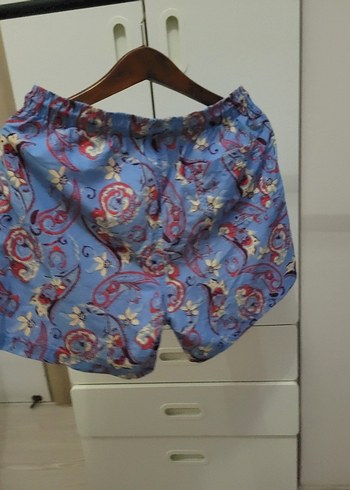 Renkli fileli Bohem deniz şortu - Görsel 2