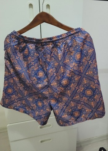 Renkli Batik Desenli Erkek Deniz Şortu - Görsel 4