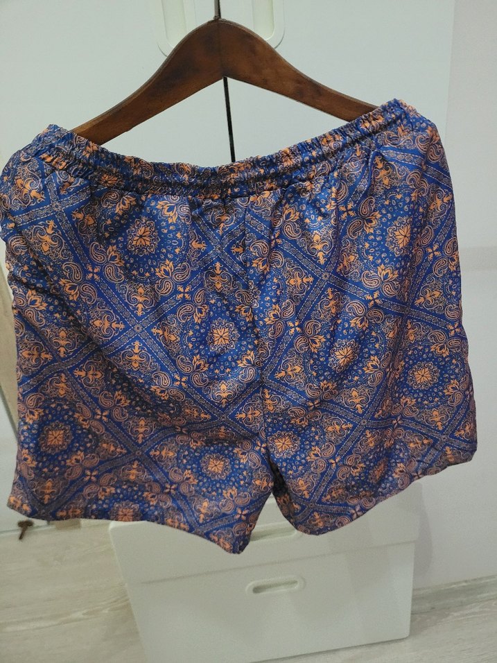 Renkli Batik Desenli Erkek Deniz Şortu - Görsel 3