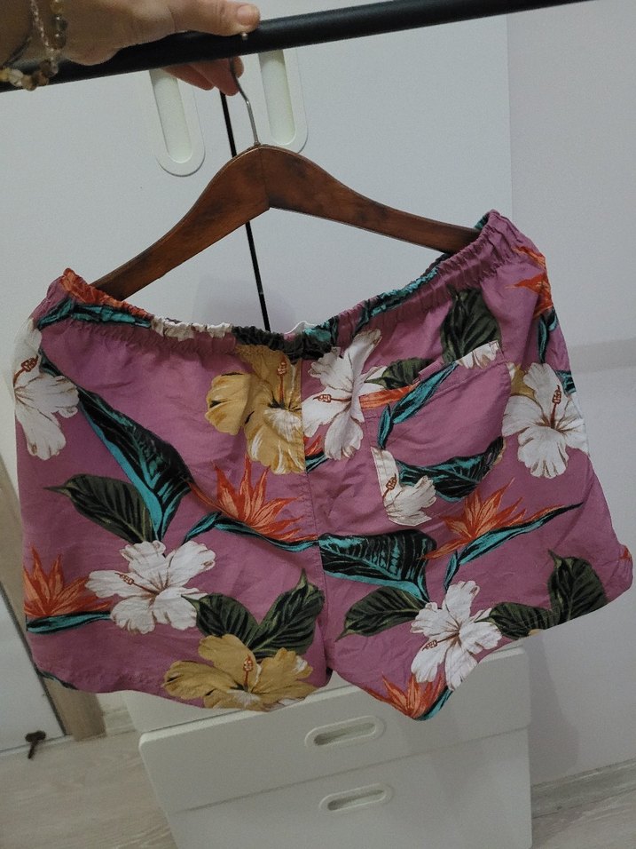 Renkli Desenli Erkek Deniz Şortu - Görsel 3