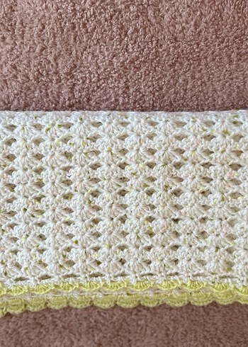 Beyaz Örgü Bebek Battaniyesi - Görsel 2