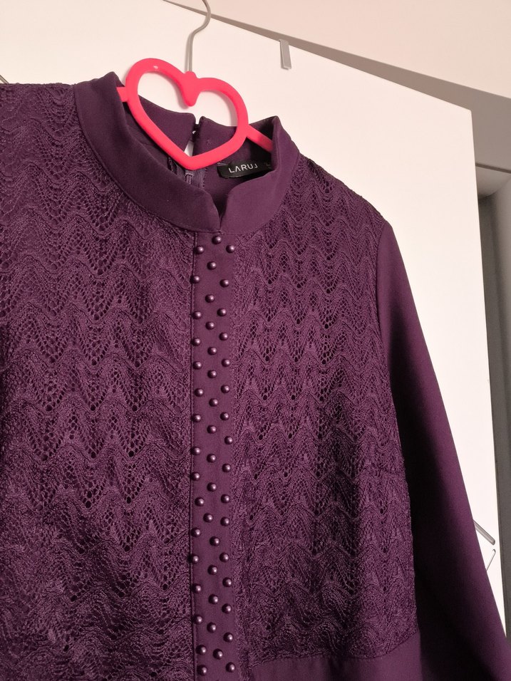 Mor Uzun Nakışlı V Yaka Elbise - Görsel 5