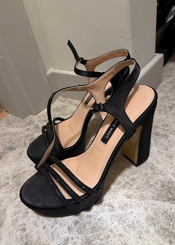 Siyah Platform Topuklu Kadın Sandalet - Görsel 2