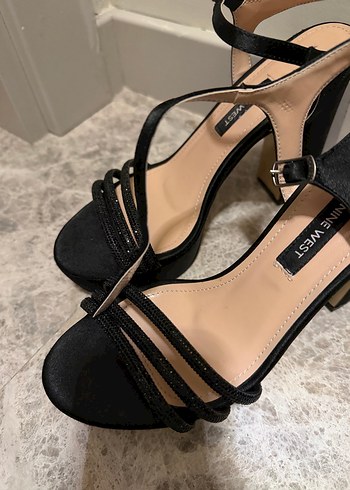 Siyah Platform Topuklu Kadın Sandalet - Görsel 3