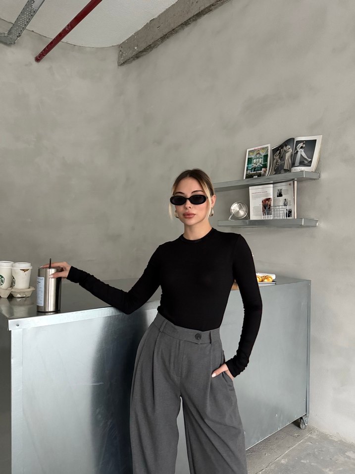 Siyah basic tişört - Görsel 2