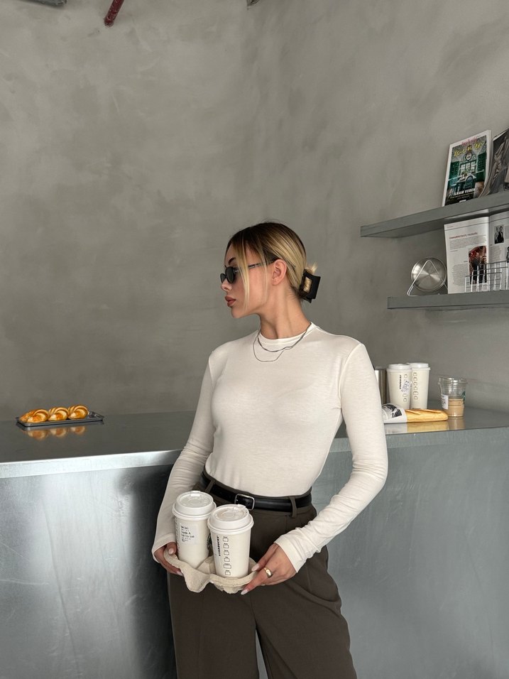 Beyaz basic tişört - Görsel 2