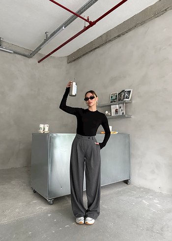 Siyah basic tişört - Görsel 3