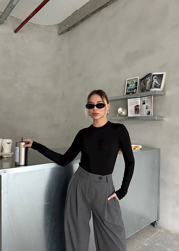 Siyah basic tişört - Görsel 2