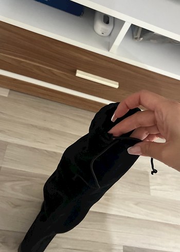 Siyah Diz Üstü Stiletto Topuklu Botlar